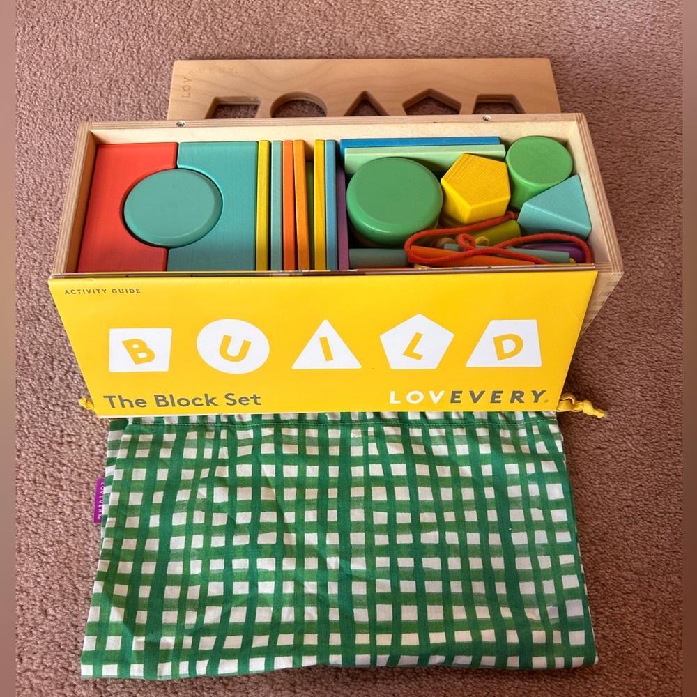 Lovevery Build The Block Set - Multicolor